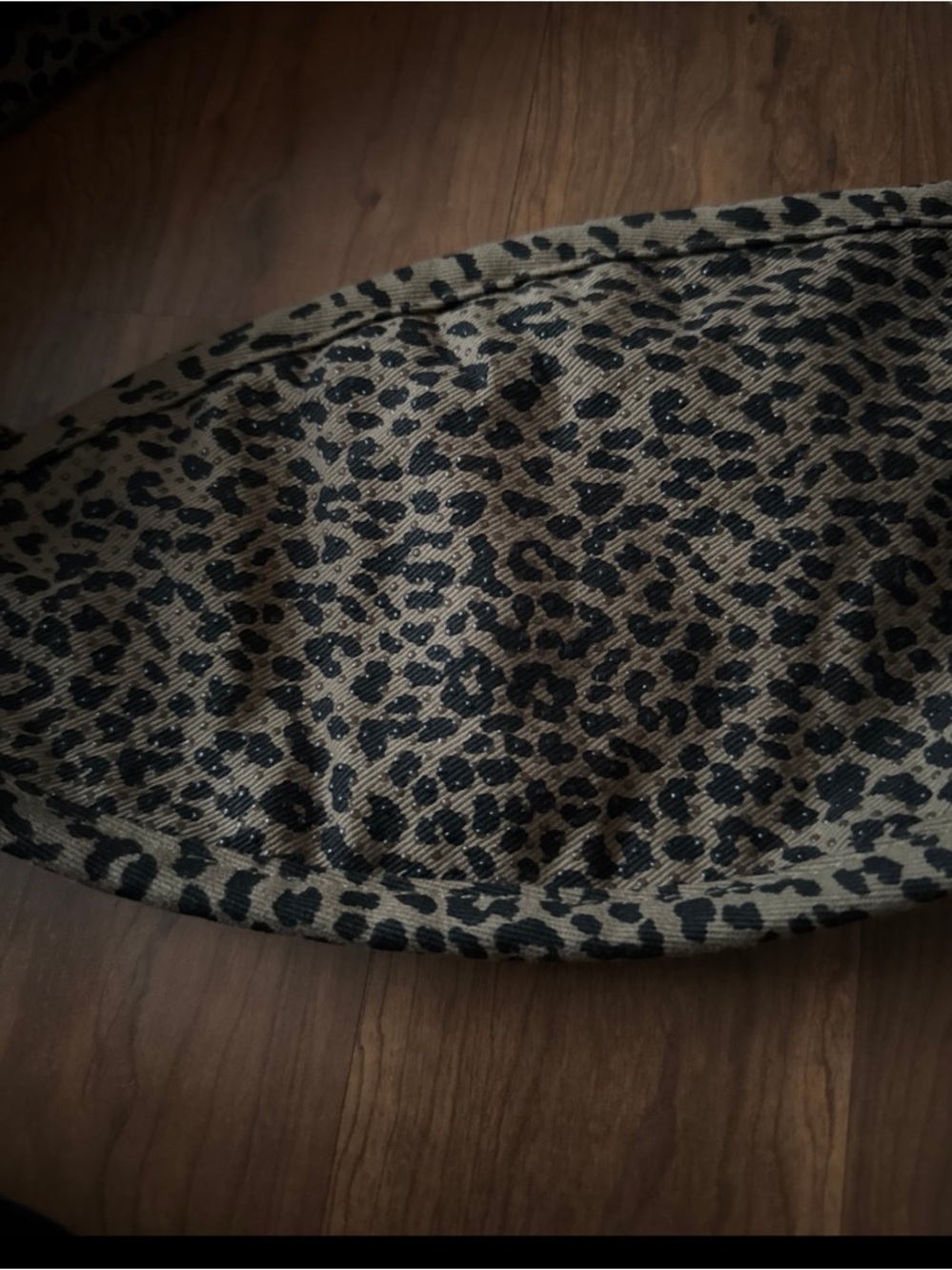 Toddler carrier cheetah printed - Picture 2 of 3